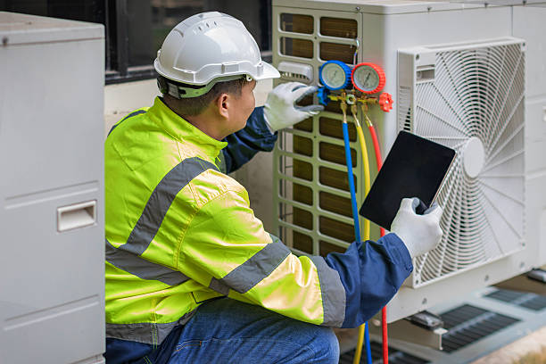 Professional Hvac technician working in Fishers, IN